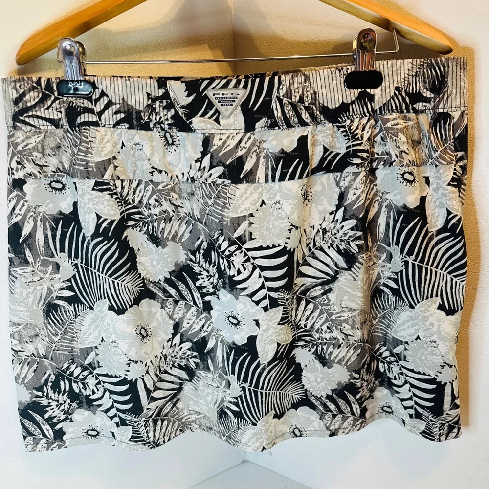Women’s COLUMBIA PFG Sun Drifter Floral Skort Stretch Tropical Sz XL